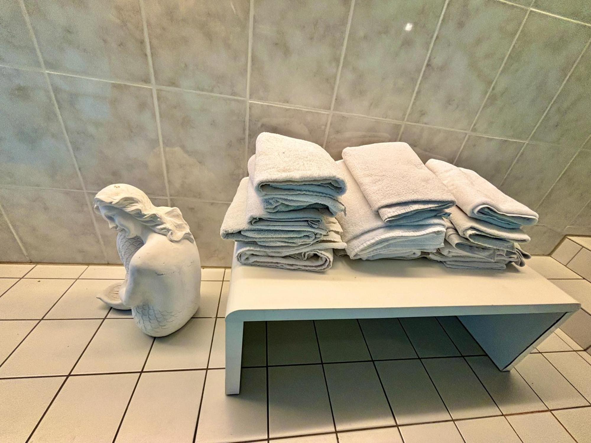 Wolkenzimmer Mit 140 Cm Bett Im Erdgeschoss Seligenstadt Eksteriør billede